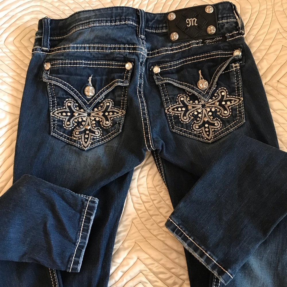 Jean Prices Slashed. - Picture 4 of 4